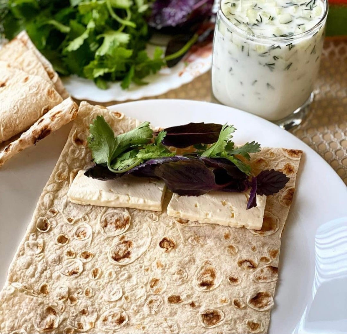 Lawasz ormiański – tradycyjne pieczywo z pieca tonir – 1 sztuka